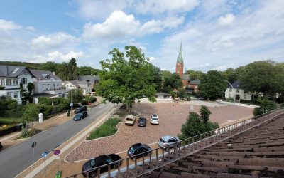 Nach Neugestaltung:Marktplatz ist kein Parkplatz mehr