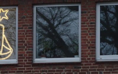 Die Interessengemeinschaft Blankenese läßt Pfahlewer einfliegen
