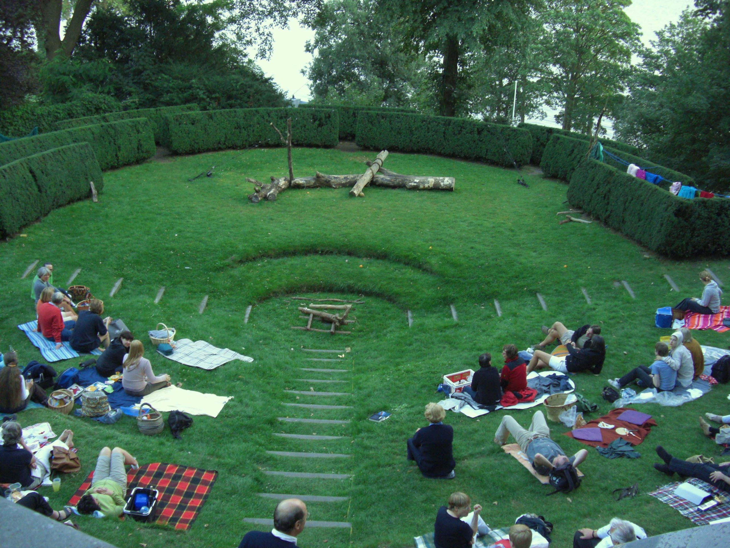 Roemischer_Garten_Blankenese_01