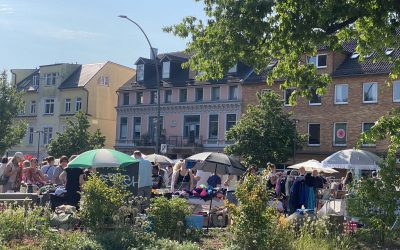 Flohmarkt auf dem Marktplatz
