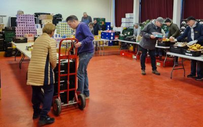 Die Lebensmittelausgabe der Ev.-Luth. Gemeinde Maria Magdalena in Osdorf – Hilfe, die ankommt