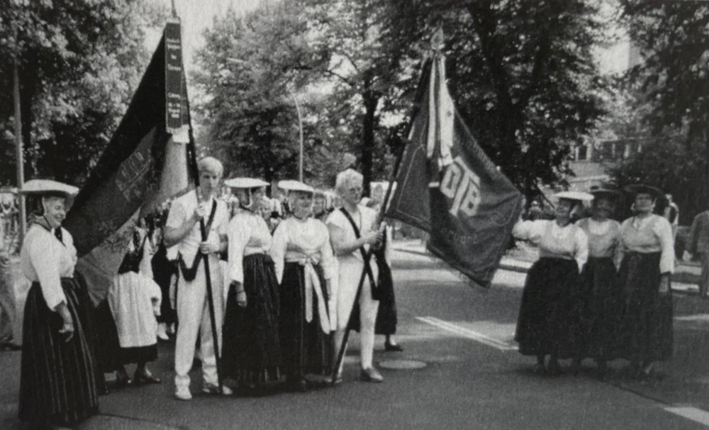 BF.Huelsen.1987