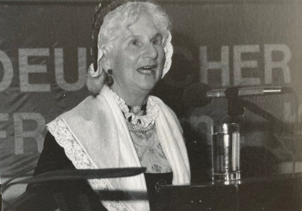 BF.Huelsen.1988